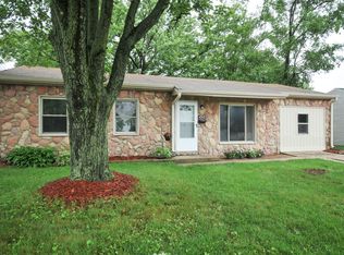 312 Fairfax Ave, Romeoville, IL 60446