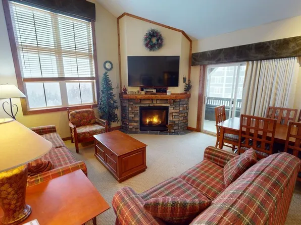 423/425 Highland House, Snowshoe, WV 26209