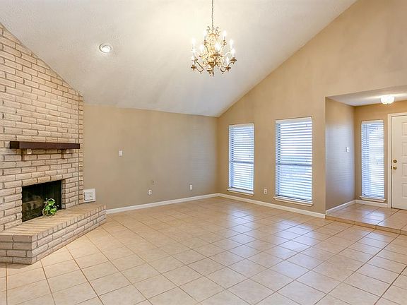 5th image of 16115 Vista Del Mar Dr