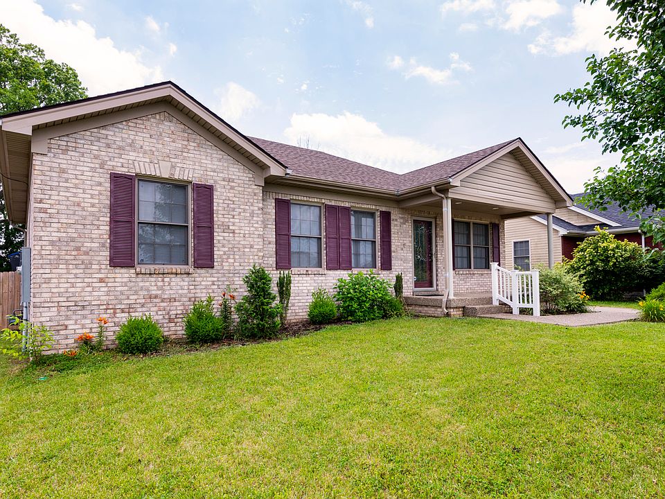 1st image of 106 Willow Creek Dr