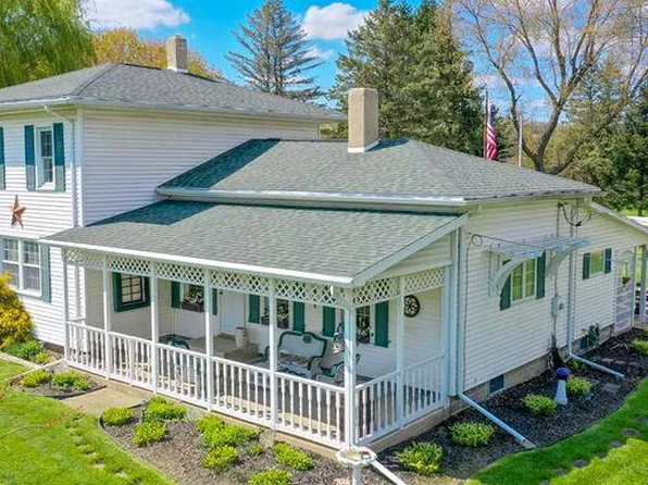 9199 Smith Rd, Painted Post, NY 14870