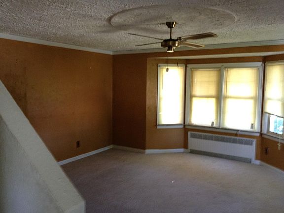 5th image of 118 Wilma Ave