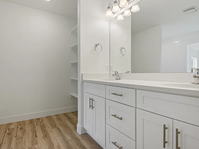 1288 Pamela St — Photo 7