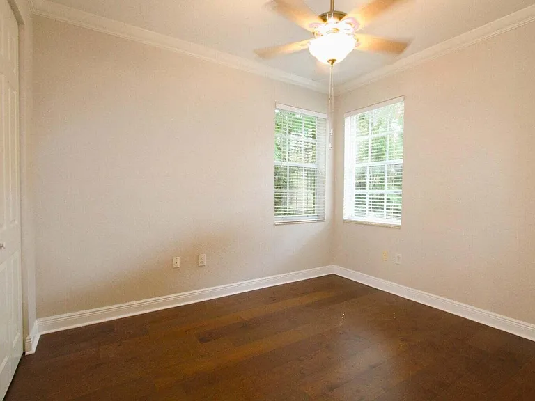 19474 Saturnia Lakes Dr — Photo 24