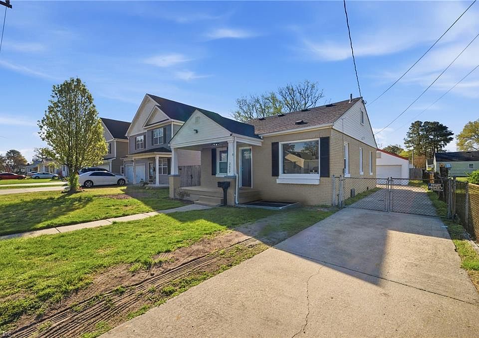 1st image of 2629 Greenwood Dr
