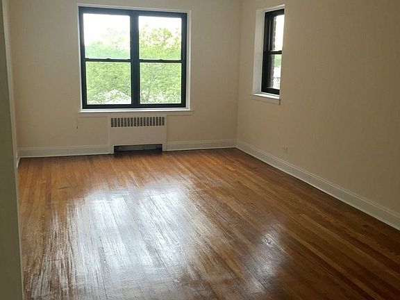 2nd image of 2807 Kings Hwy APT 4D