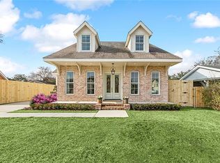 8800 Tanglewild Pl, River Ridge, LA 70123