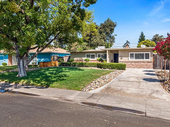 2nd image of 1203 Calhoun Way