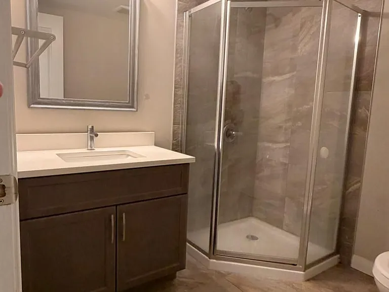 720 Grey St #50 — Photo 10