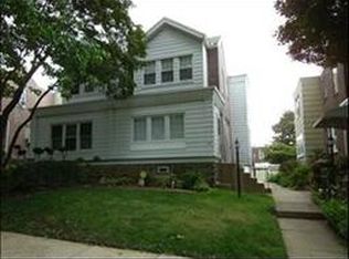 961 Allengrove St, Philadelphia, PA 19124