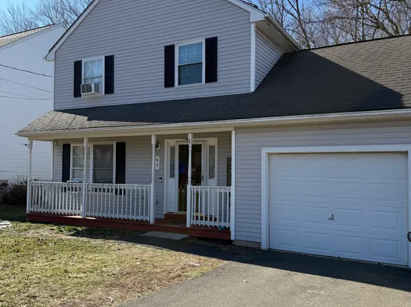 61 Victoria Court, Hamden, CT 06514