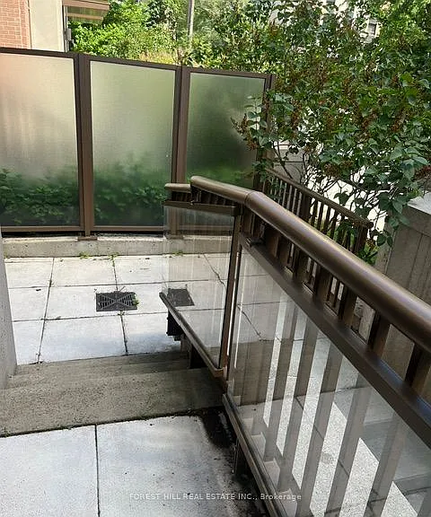 310 Tweedsmuir Ave #Townhouse 4 — Photo 7