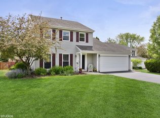 1030 Division St, Geneva, IL 60134