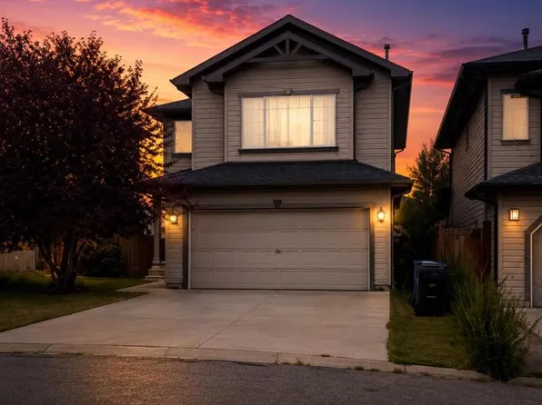 15 S Tuscany Reserve Bay NW, Calgary, AB T3L 0A9