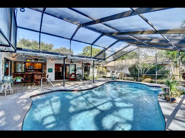 2291 Pine View Cir, Sarasota, FL 34231