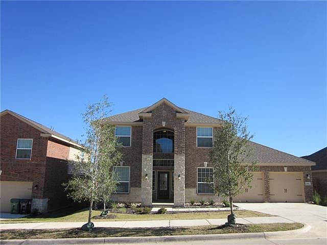 1st image of 804 Summer Oaks Dr