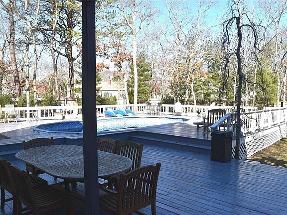 5th image of 14 Chestnut Ln