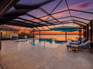 829 Hookline Circle, Loxahatchee, FL 33470