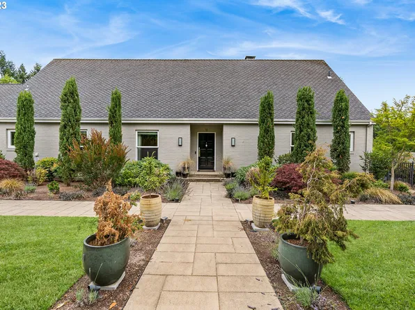 10 Independence Ave, Lake Oswego, OR 97035