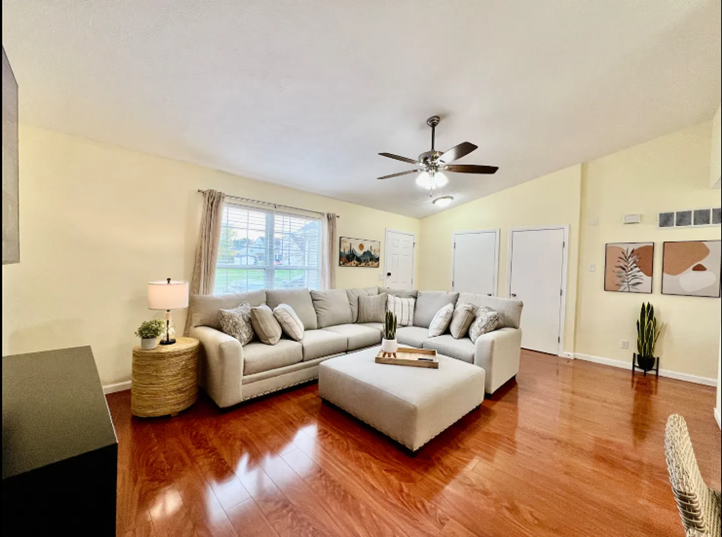 Comfy Ranch Home in West Chester — Photo 2