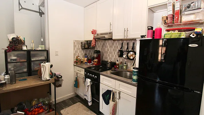 Rented by Nooklyn NYC LLC | media 7