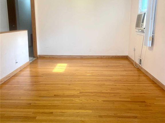 3rd image of 200-62 39th Ave