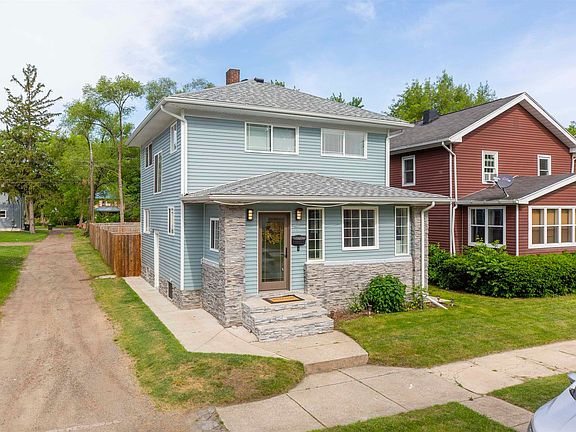 3rd image of 901 Harrison Ave