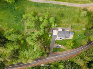 208 Hicks Rd, Castle Rock, WA 98611