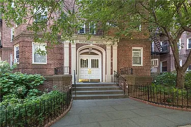 Sold by Exclusive Properties Sotheby's International Realty