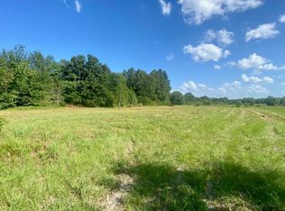 133 J B McDuff Dr, Crockett, TX 75835