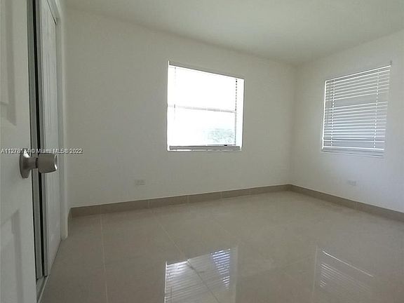 2nd image of 16171 NE 18th Ct #16171