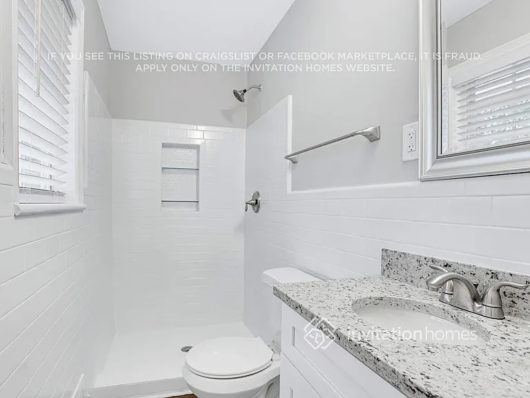2010 Starlight Dr — Photo 23