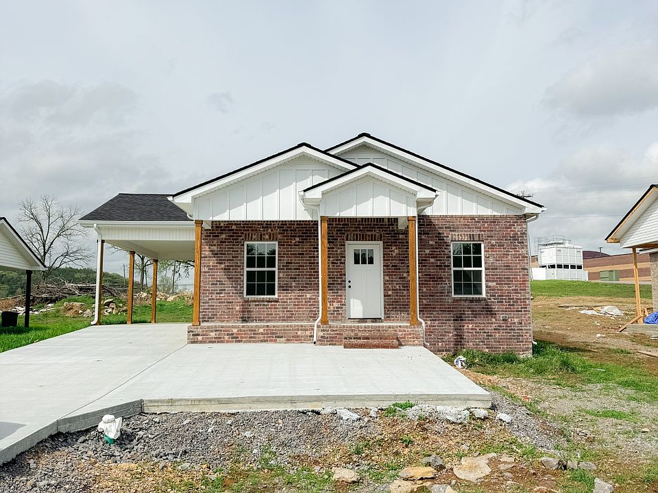 1st image of 612 W Adams St Lot 2