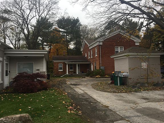 3rd image of 2 Arbor St