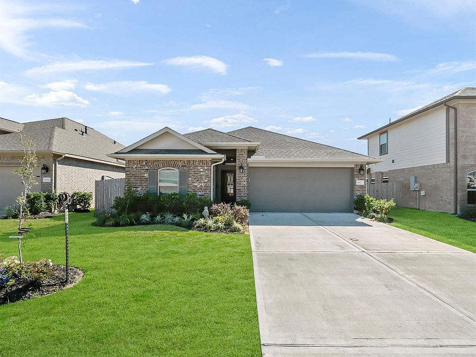 1st image of 4822 La Piedra Ln