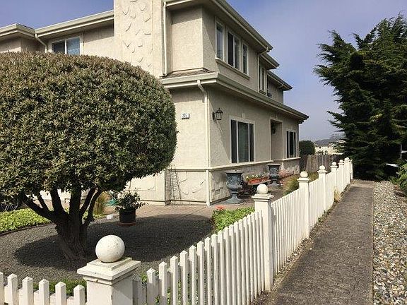 2nd image of 245 Medio Ave