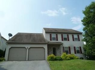 3948 Birchwood Ln, Columbia, PA 17512