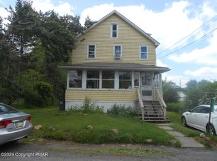 1106 Mill St, Tobyhanna, PA