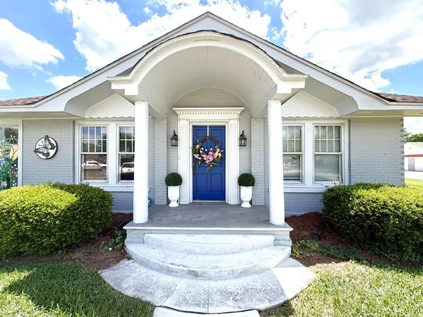 207 W Main St, Hartford, AL 36344