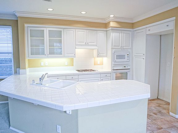 4th image of 27085 Channel Ln