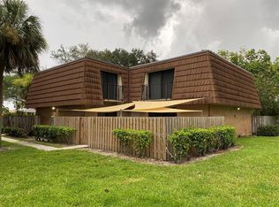137 Heritage Way #10-A, West Palm Beach, FL 33407