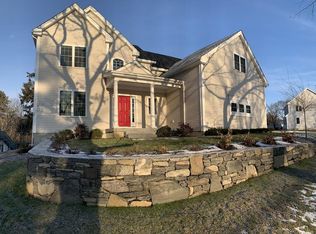 11 Washburn St, Northborough, MA 01532
