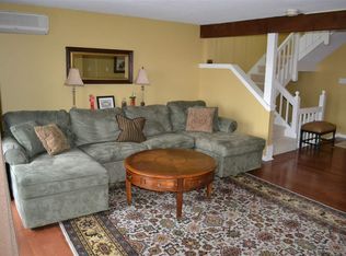 1221 Baker Turn #B, Hartford, VT 05047