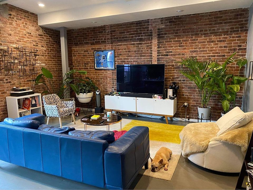 1st image of 224 Market St #506