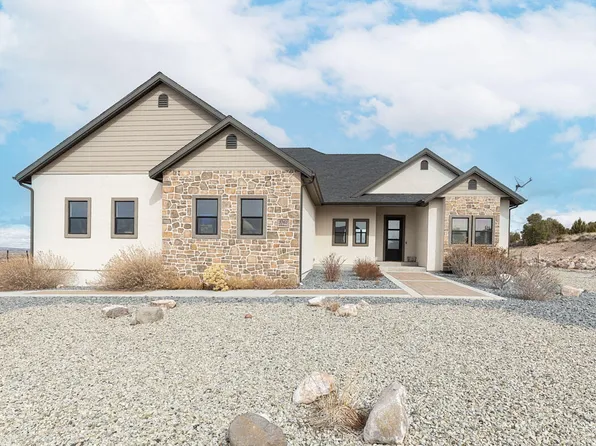 3760 W Hillcrest Dr, Cedar City, UT 84720