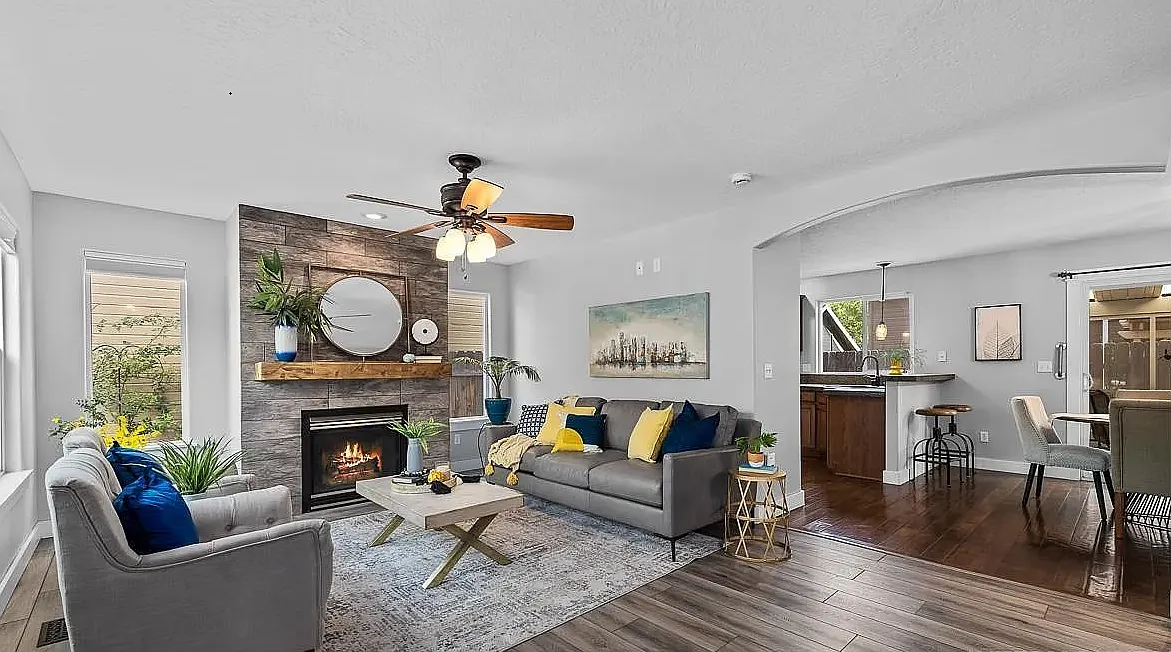 5024 E Geranium St — Photo 1