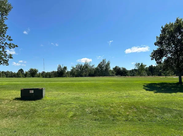 2 W 19th Ave, Arkdale, WI 54613