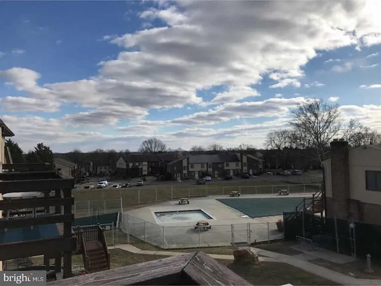 5200 Hilltop Dr #B13 — Photo 6