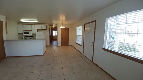 Floor plan 85-102