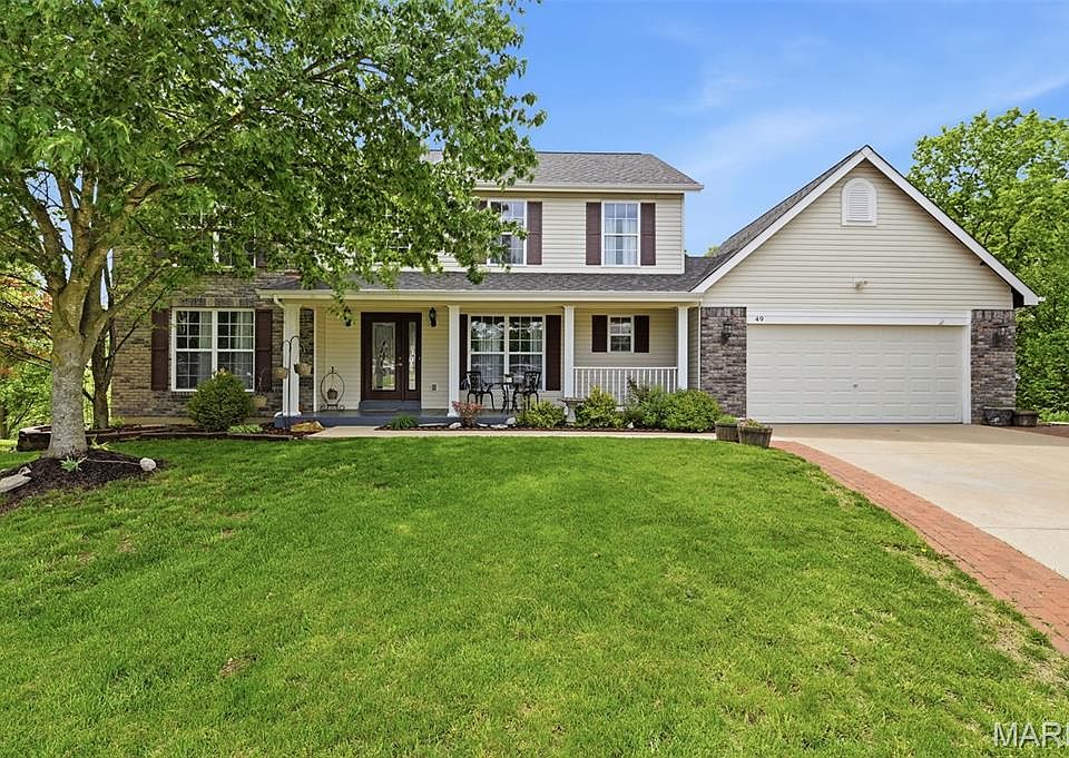 1st image of 49 Autumn Crest Ct